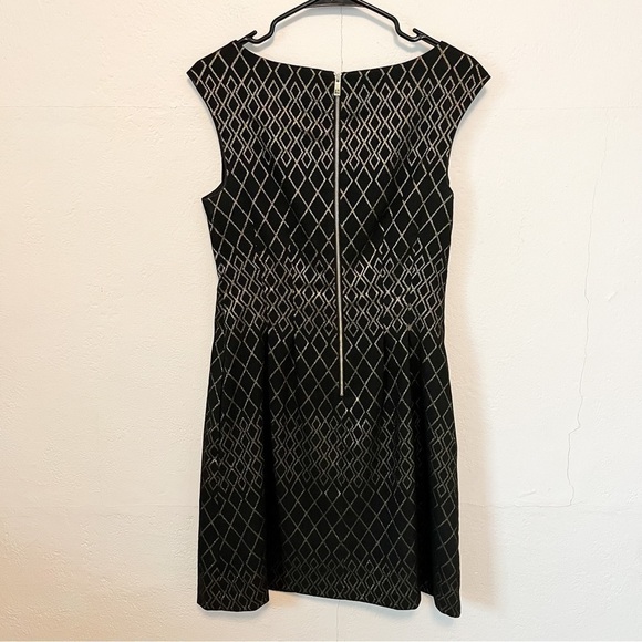 Vince Camuto Metallic Geometric Dress - Picture 4 of 4